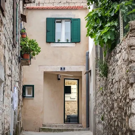 No.5 Luxury Apartment Split
