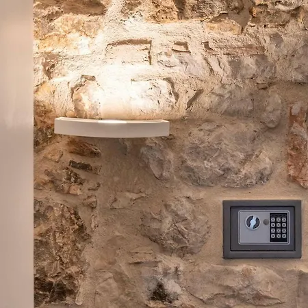 Apartment No.5 Luxury